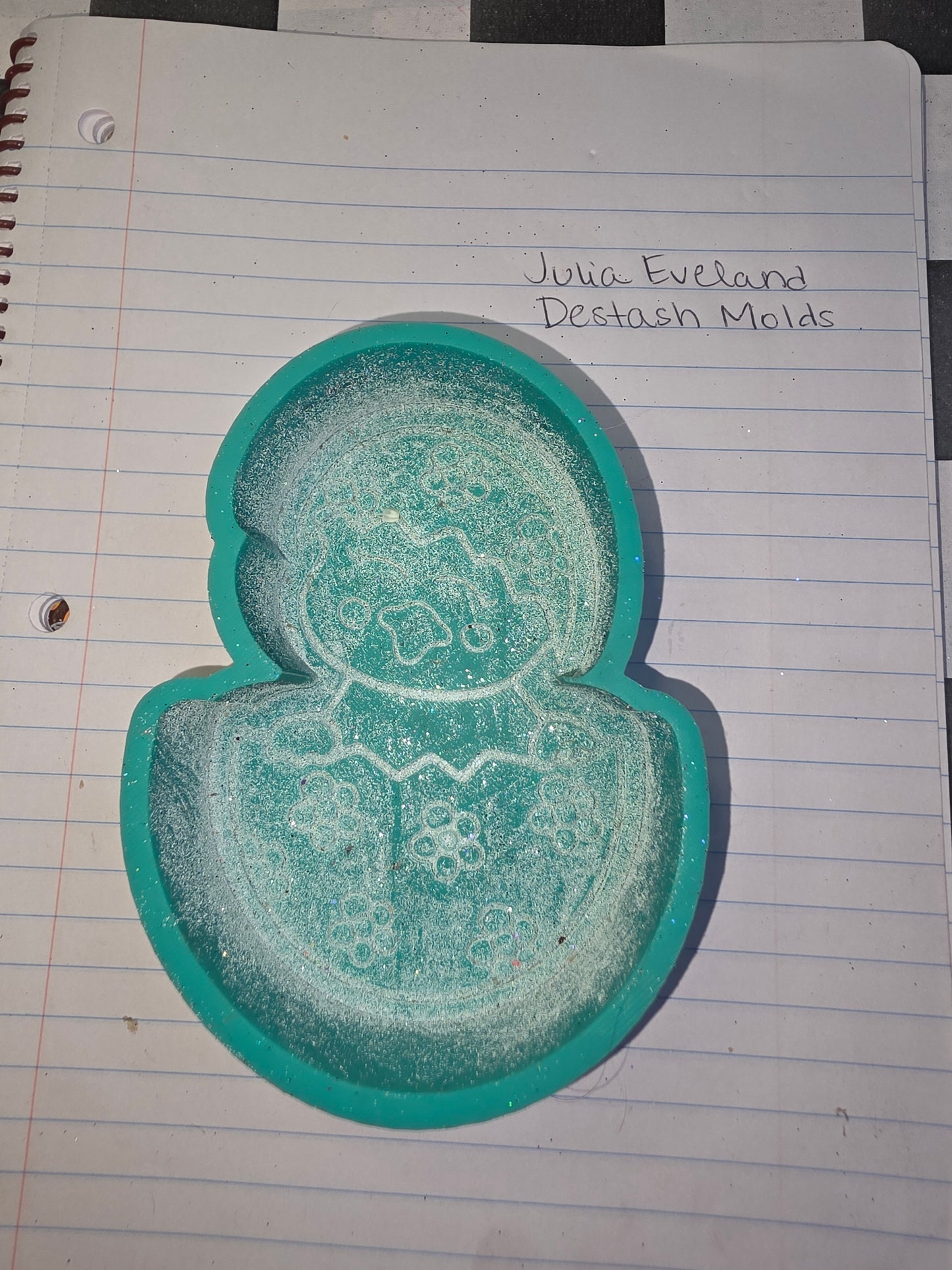 Easter Egg with Chick Destash Mold