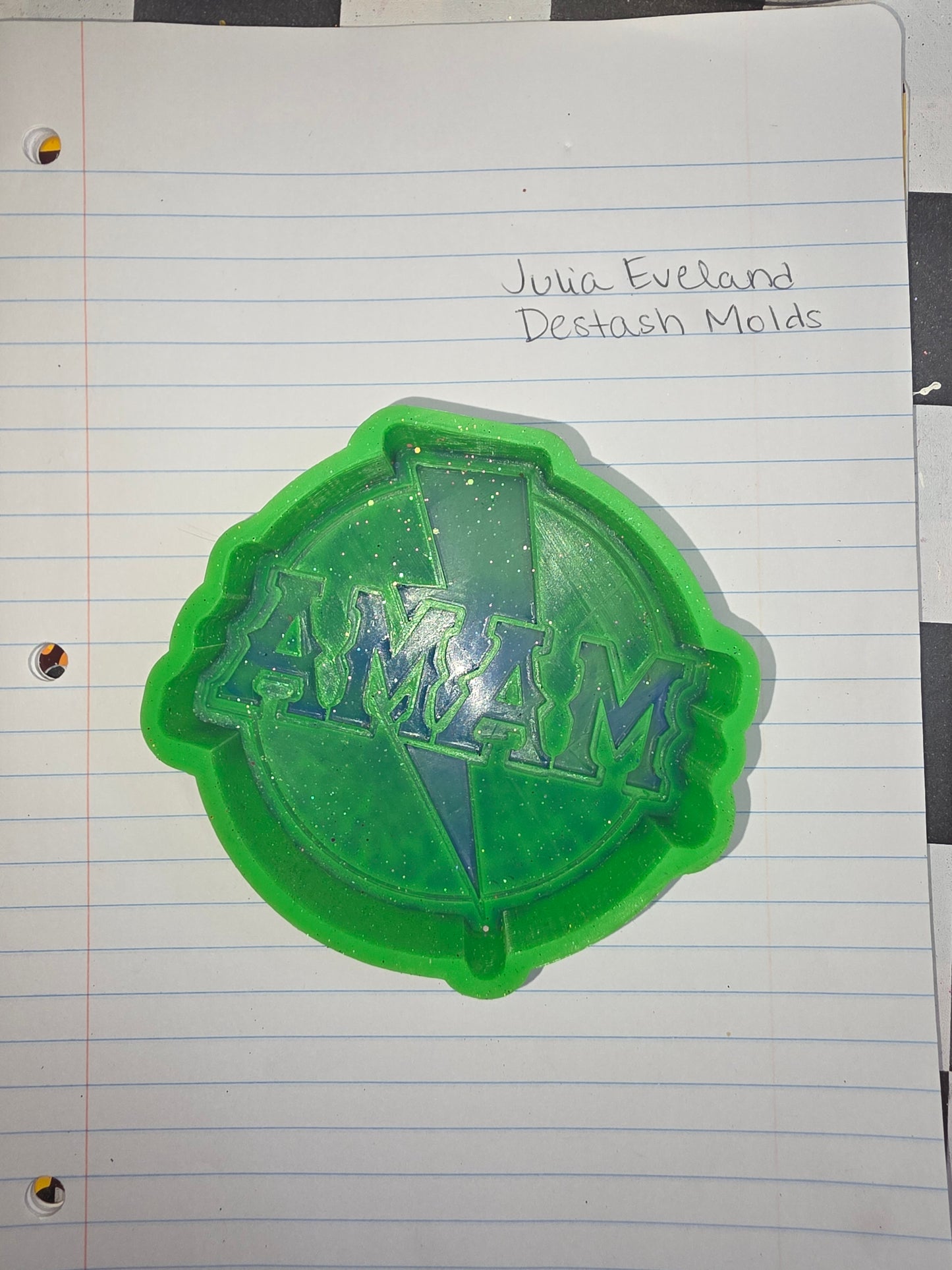 Mama with Lightening Bolt Round Destash Mold
