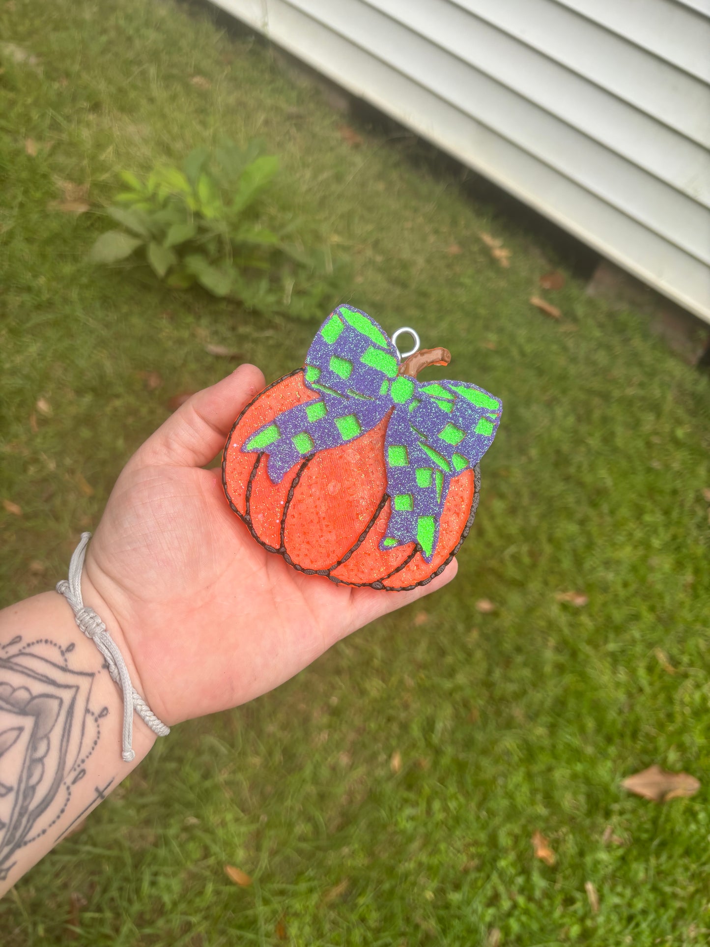 Checkered Bow Pumpkin