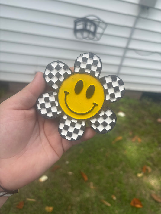 Checkered Smiley Flower