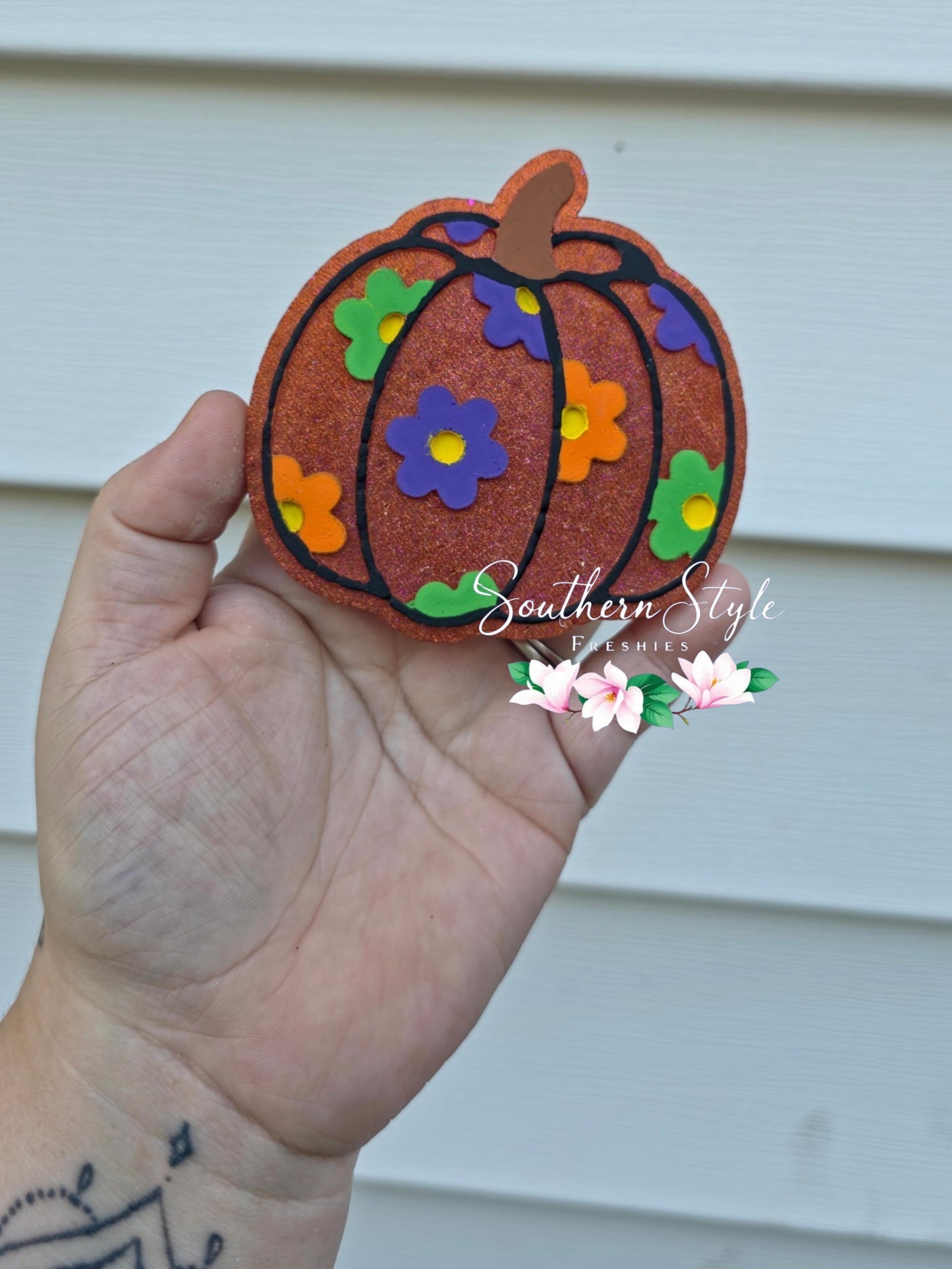 Pumpkin with Flowers
