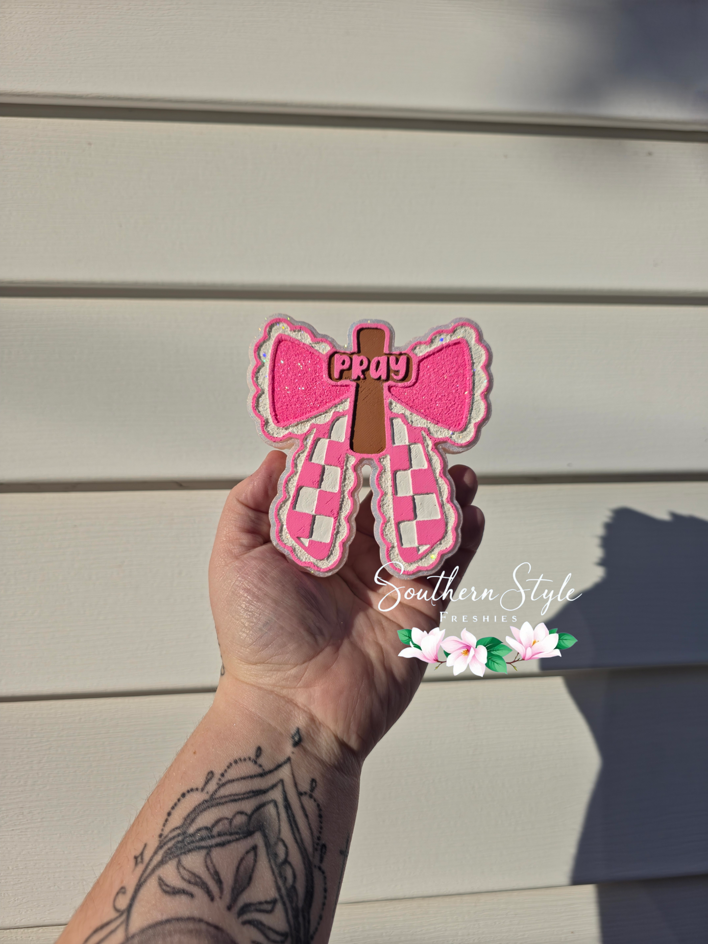 Pray with Cross Checkered Bow